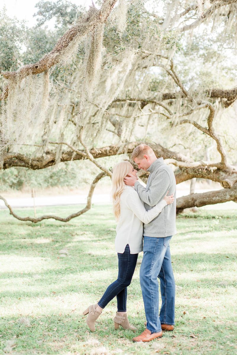 a romantic Spanish Moss Houston engagement session