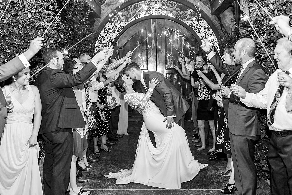 Olde Dobbin Station Wedding by Houston photographers Eric & Jenn Photography