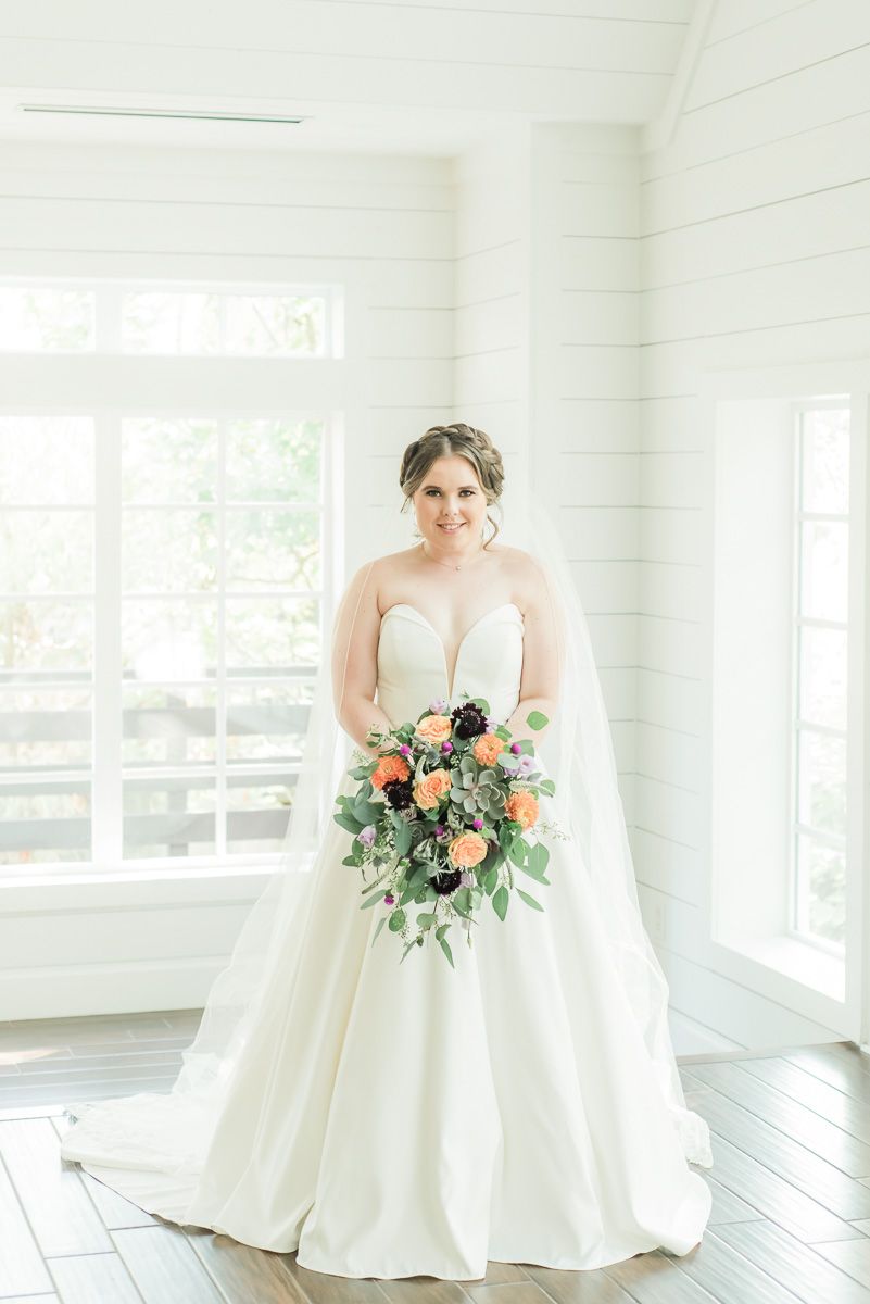 The Carriage House bridals