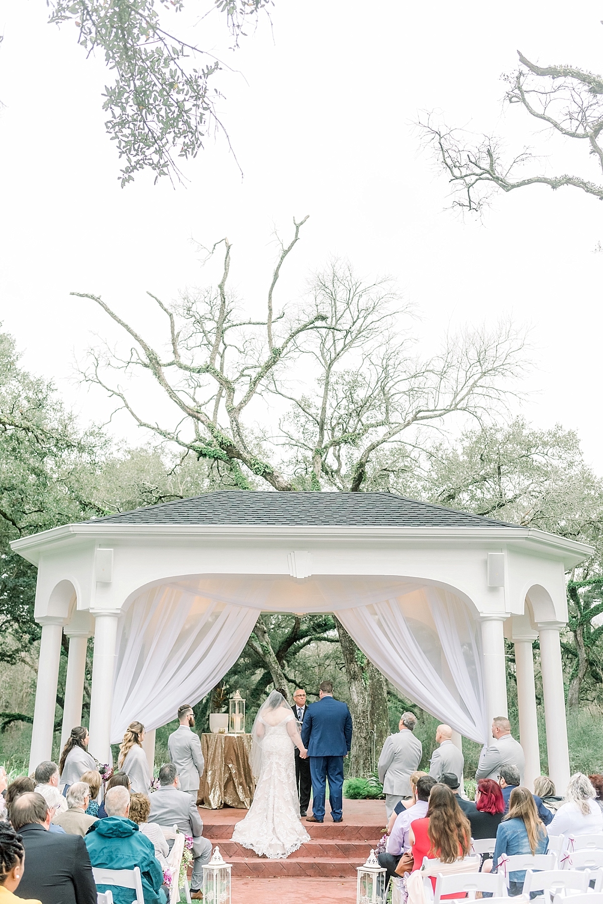 The Springs in Angleton Magnolia Manor Wedding by Eric & Jenn Photography