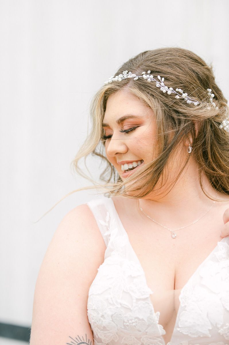 bride posing during Katy, Tx bridals