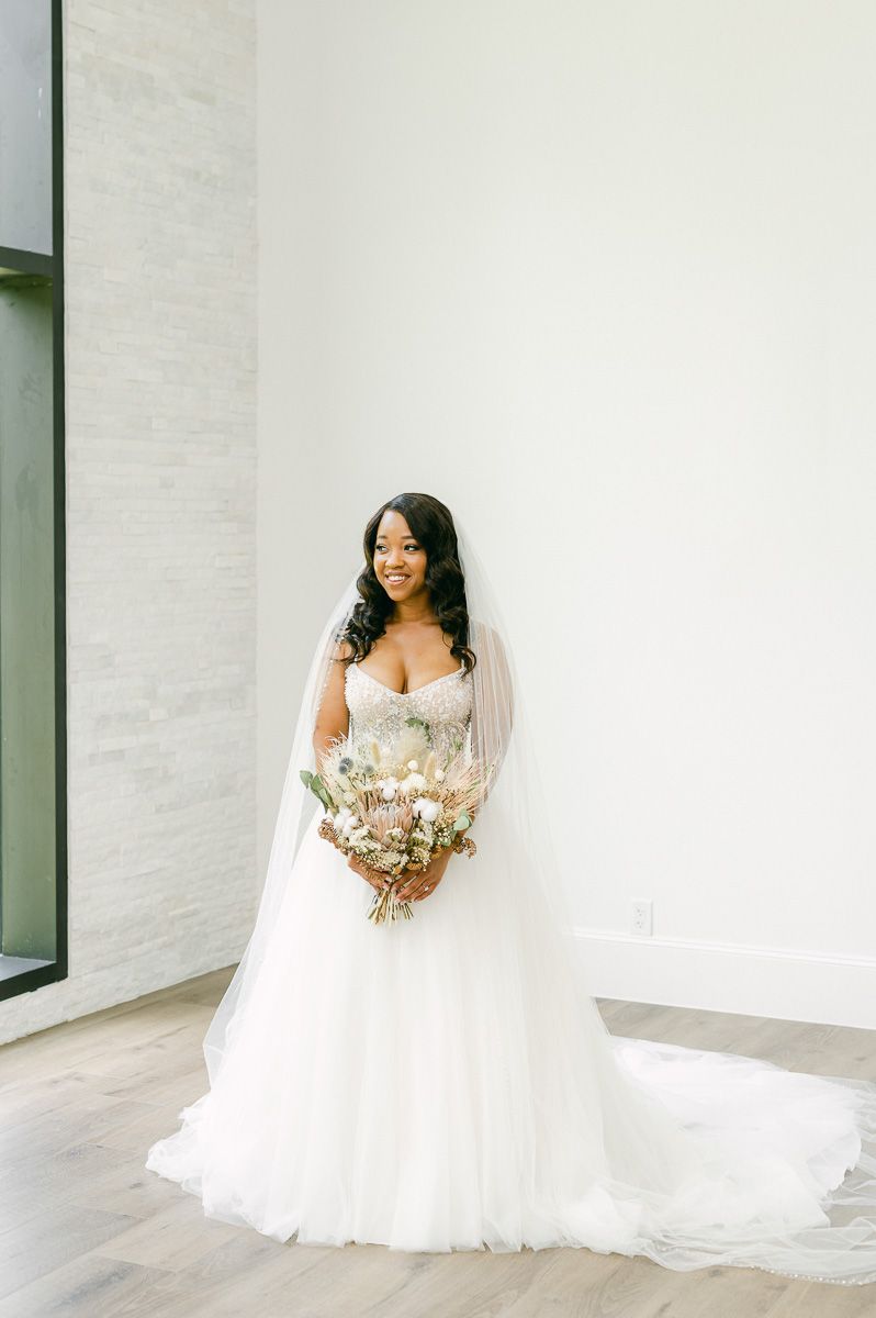 bride at her bridal session at The Luminaire