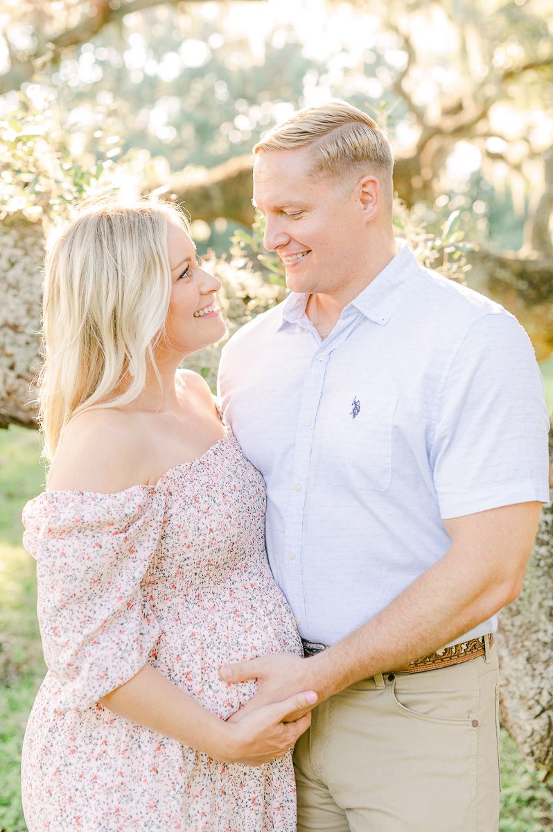 romantic Brazos Bend maternity session