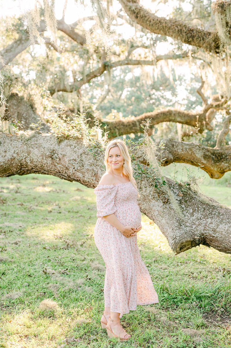 maternity session at Brazos Bend State park