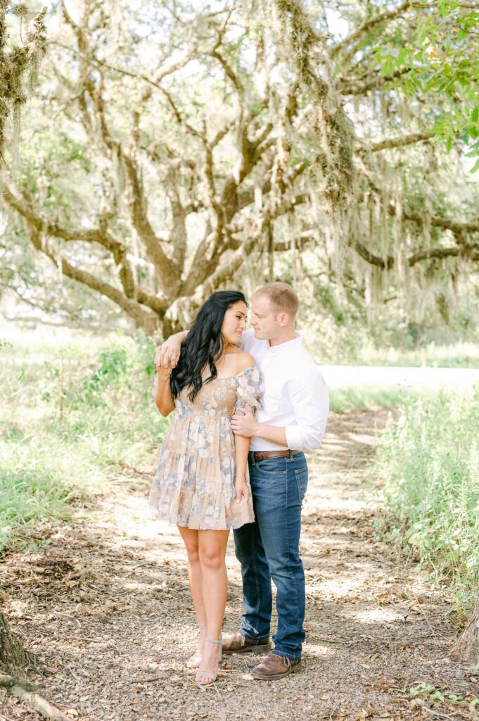 couple at engagement session