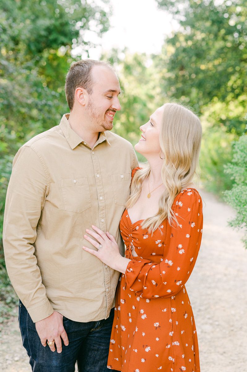 couple at Memorial Park fall mini session
