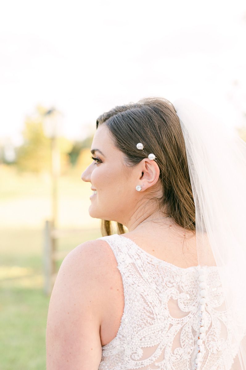 bride with her veil in Katy, Tx
