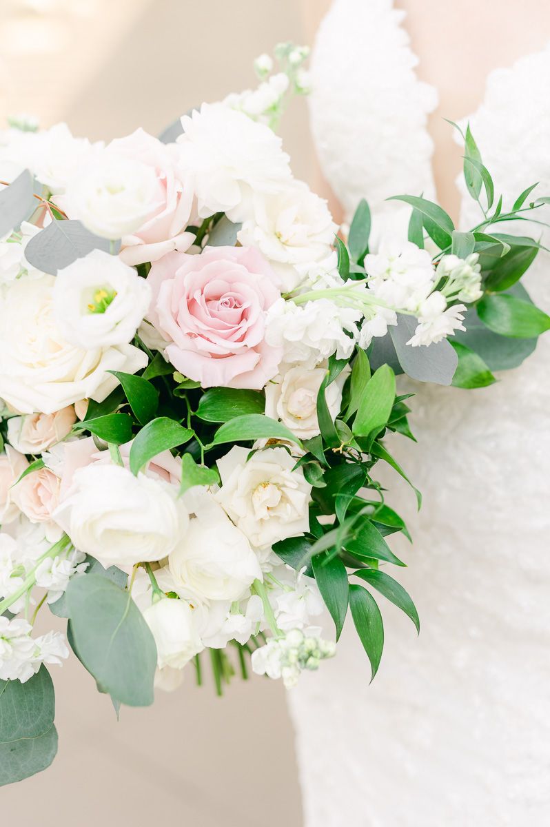 Bride holding flowers at Ashton Gardens North Houston bridal session