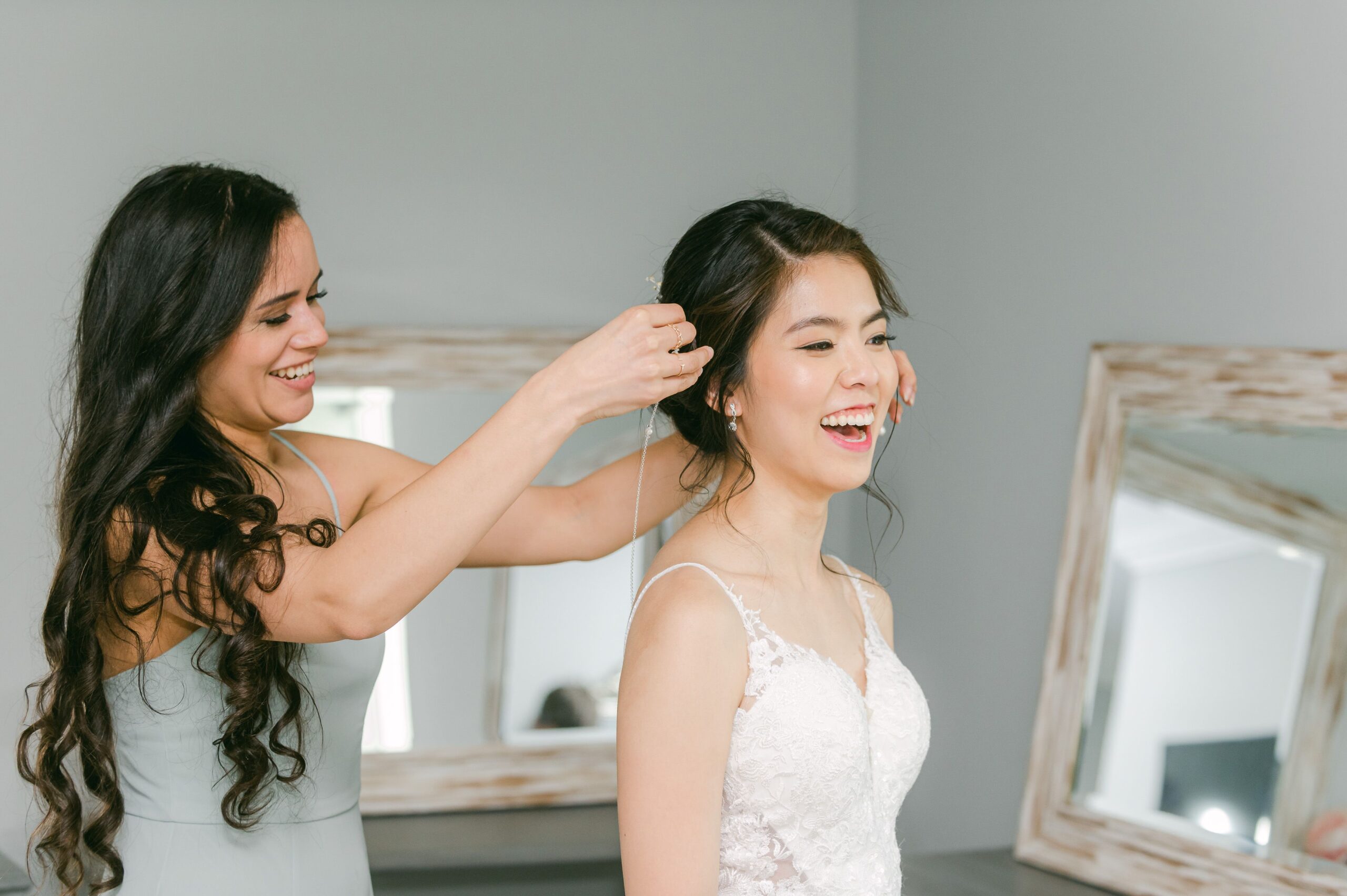 bride getting ready at Starshine Texas wedding venue