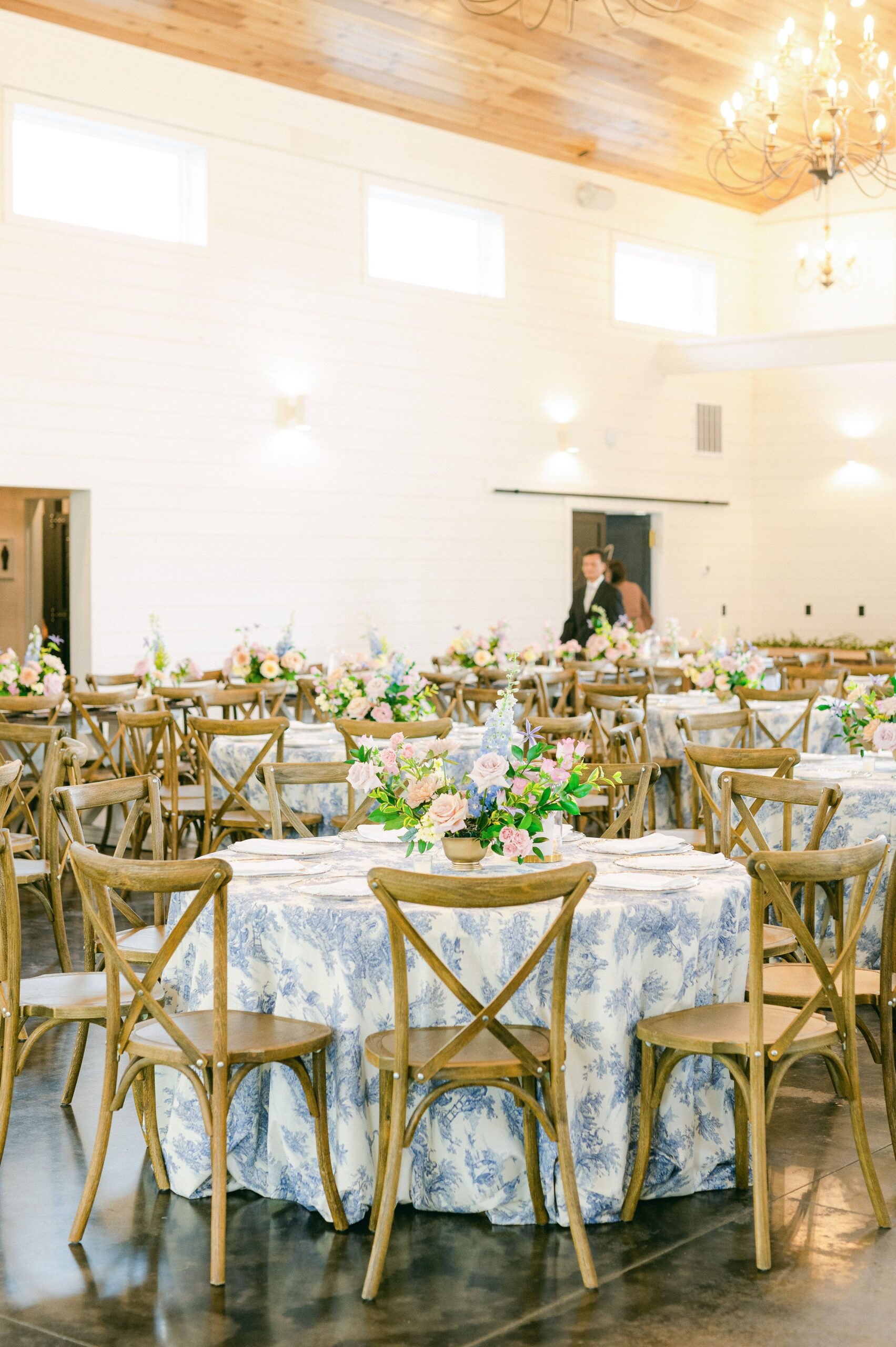 Bridgerton inspired wedding decor