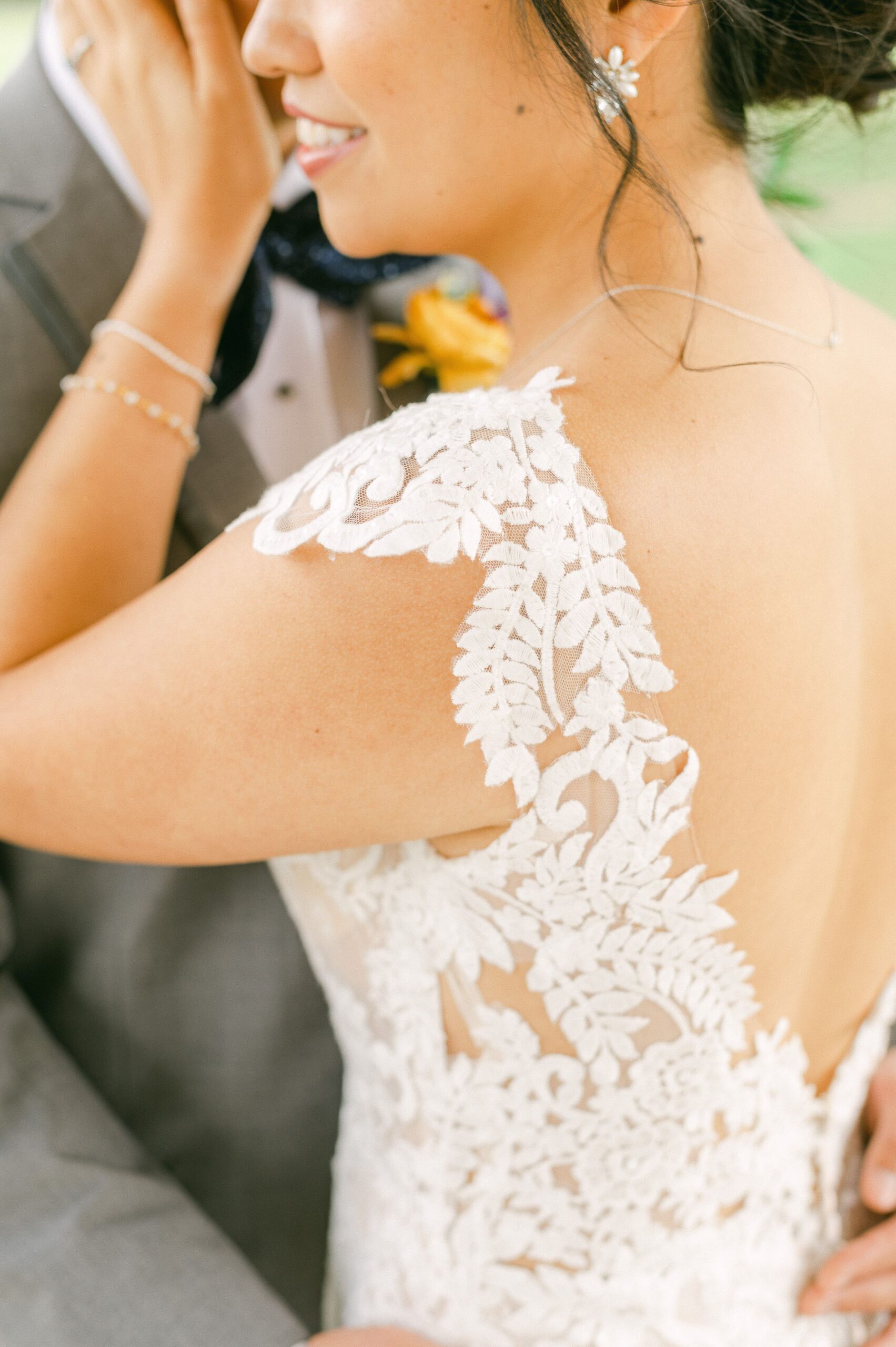 bride's lace dress sleeve