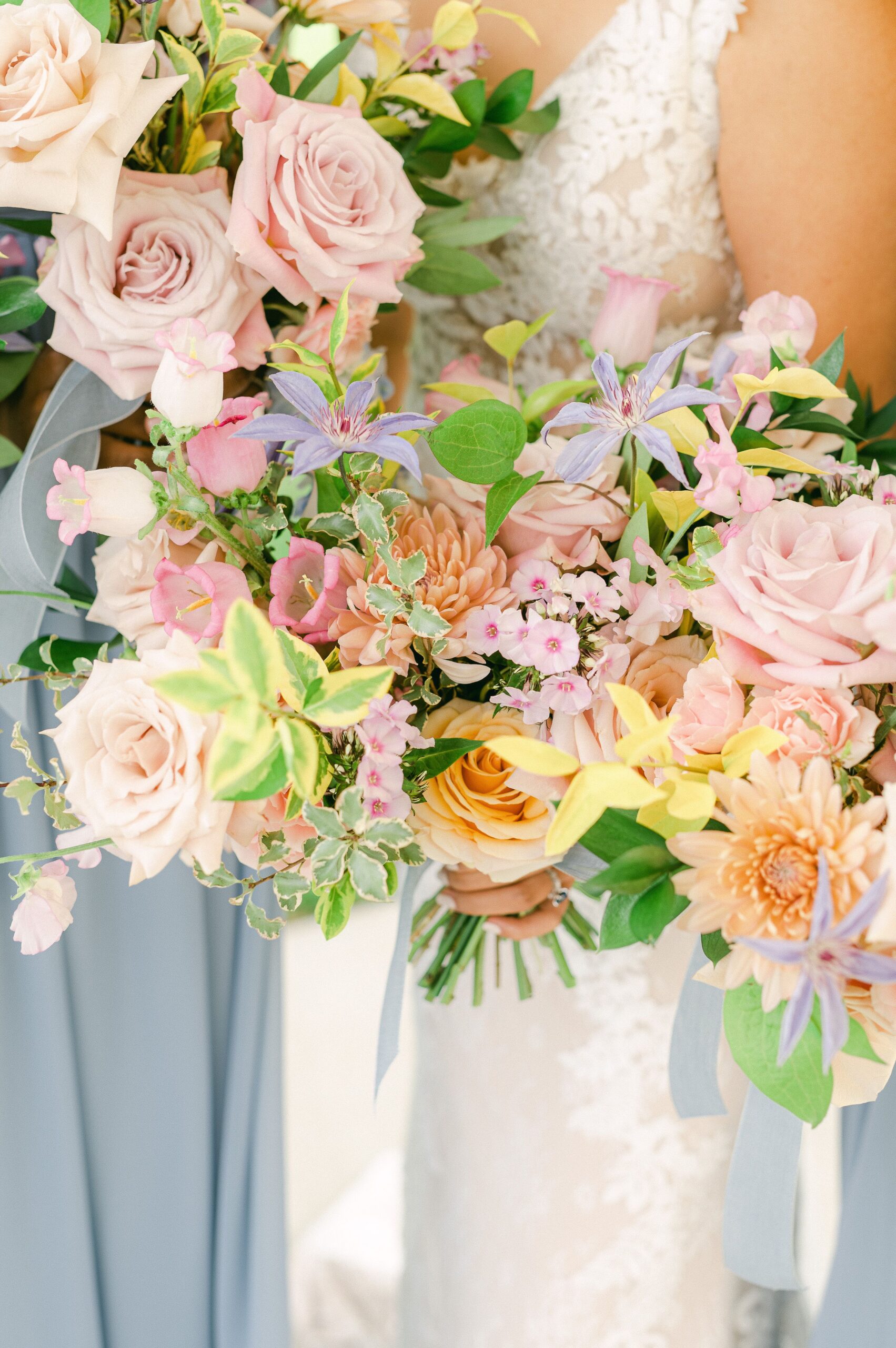 bright spring florals for wedding