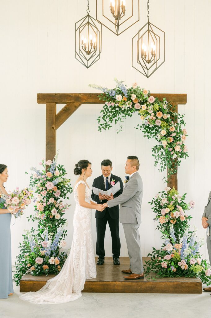 Willowynn Barn wedding ceremony