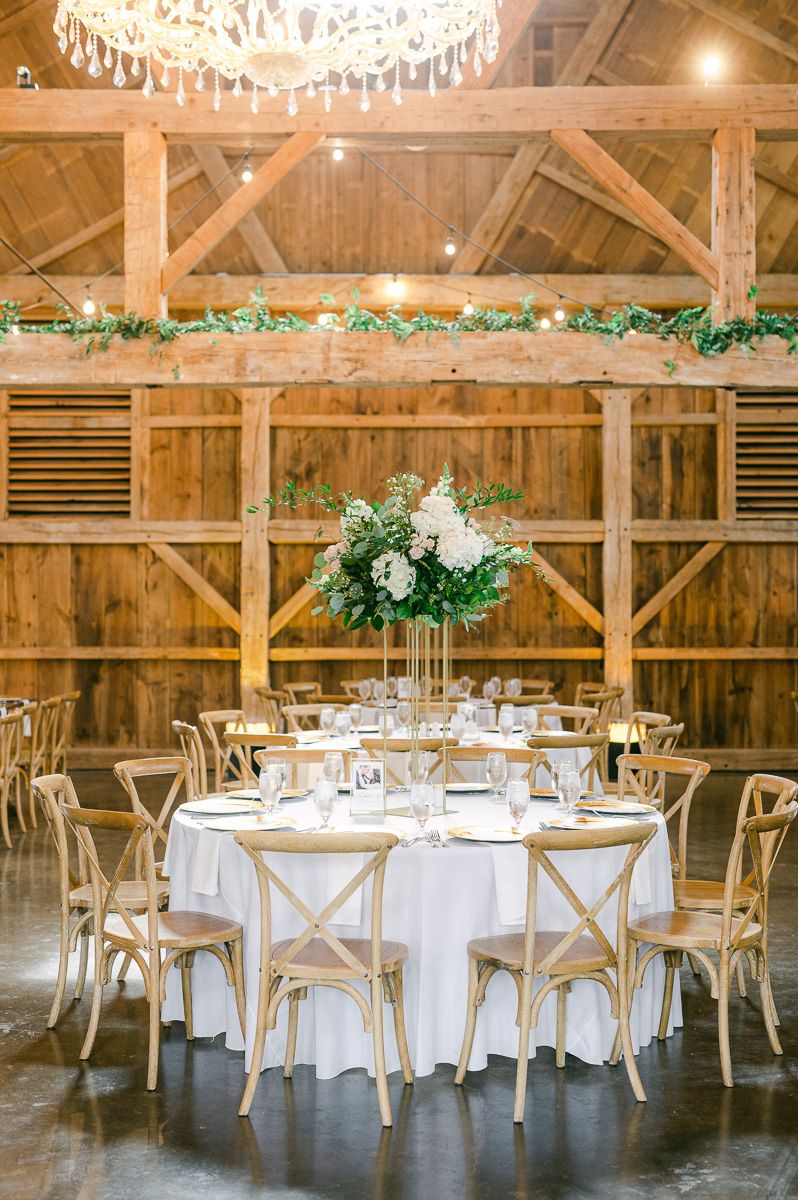 Beckendorff Farms wedding reception decor