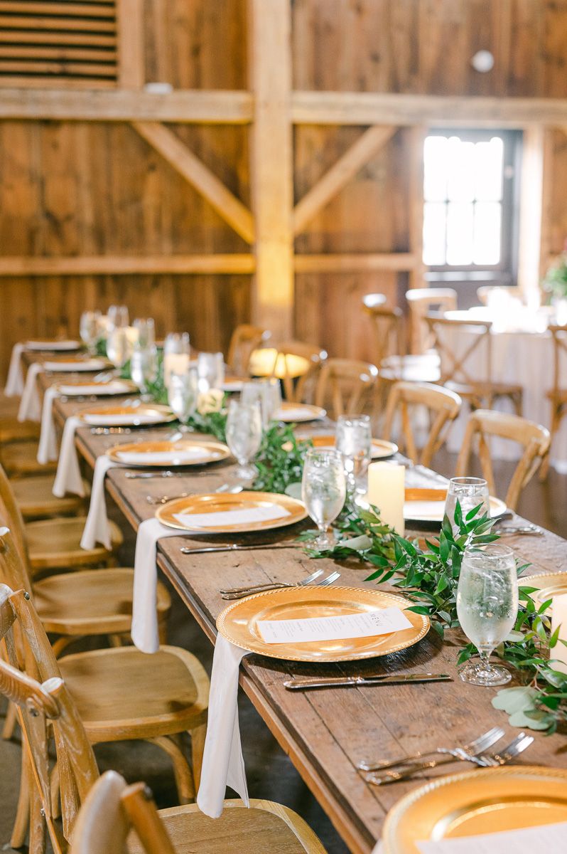Beckendorff Farms wedding reception decor