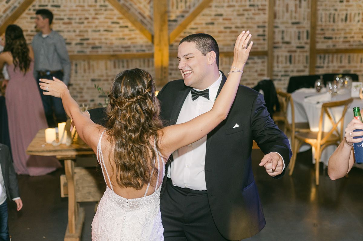 couple dancing at Beckendorff Farms wedding reception