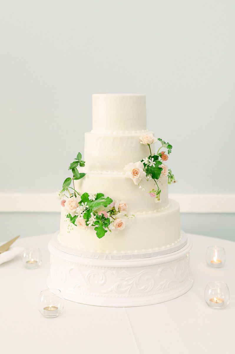 wedding cake at wedding reception in Galveston