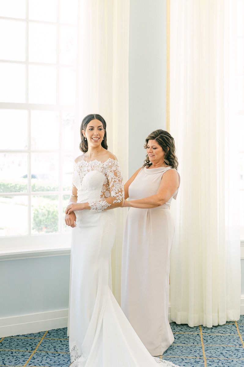 bride getting ready at Grand Galvez
