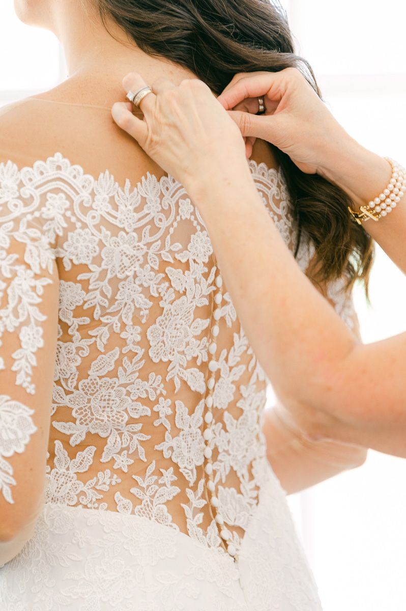 bride getting ready at Grand Galvez