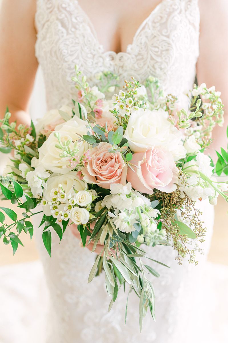 bridal bouquet with pink and white flowers