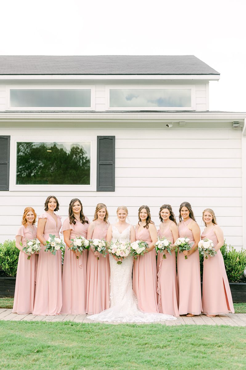 bridesmaids outside Venue 311 Plantersville Tx