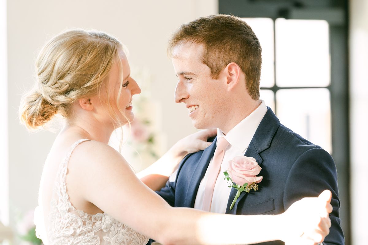 bride and groom first dance at Texas wedding