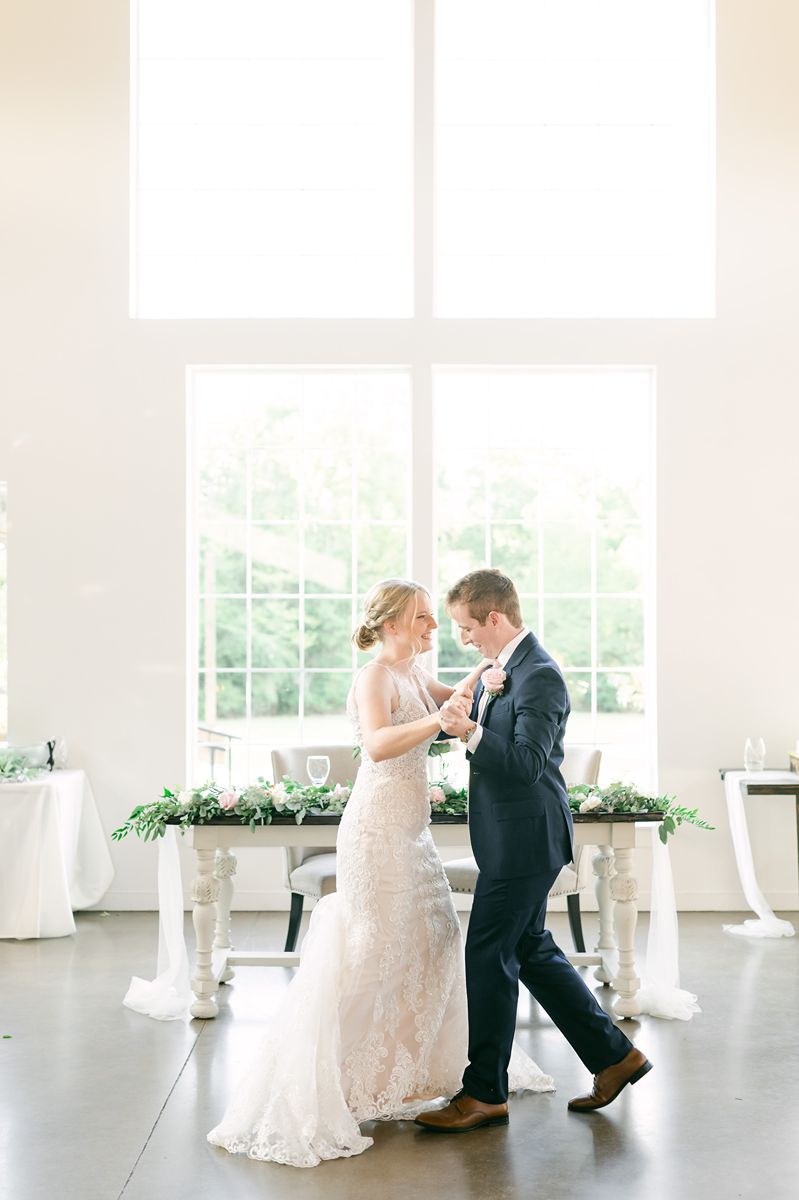 bride and groom first dance at Texas wedding