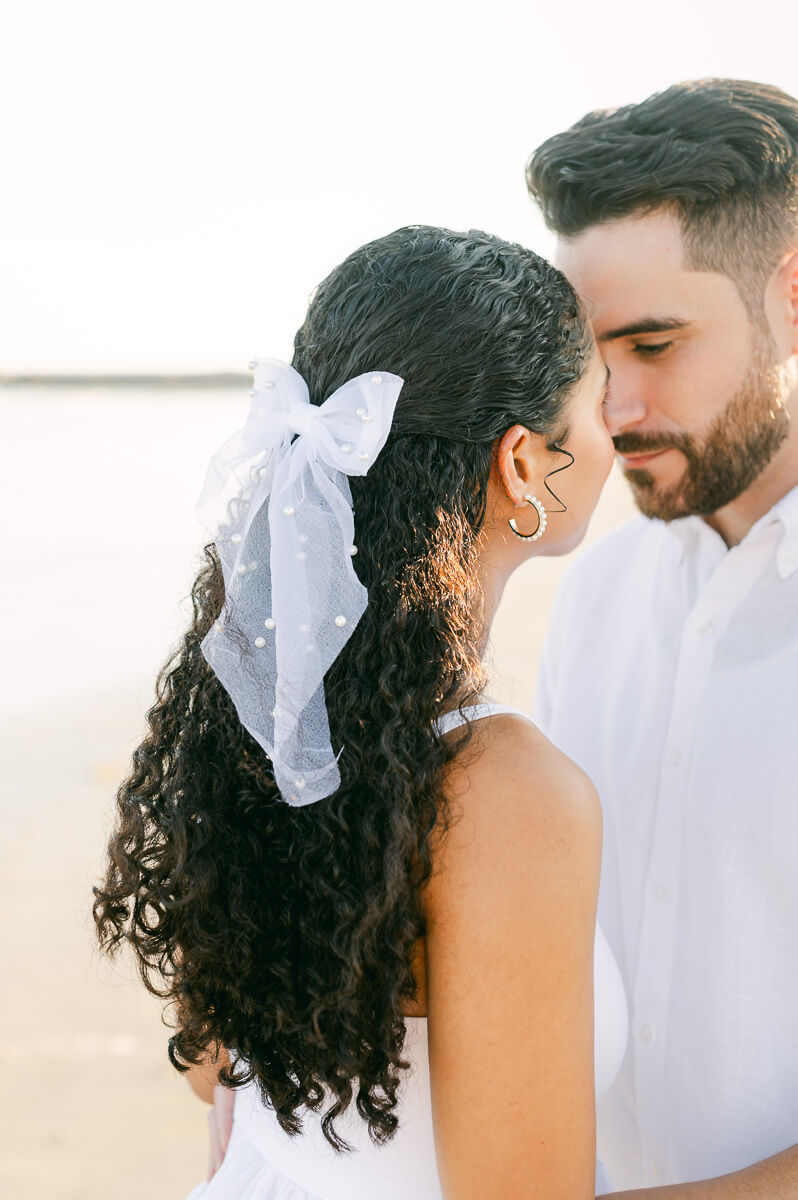 Engagement session in Galveston by Houston wedding photographer Eric & Jenn Photography