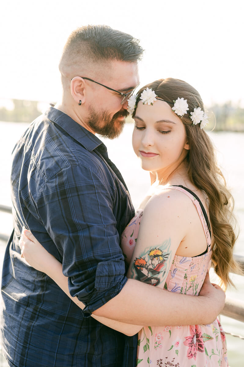 a couple on the kemah boardwalk