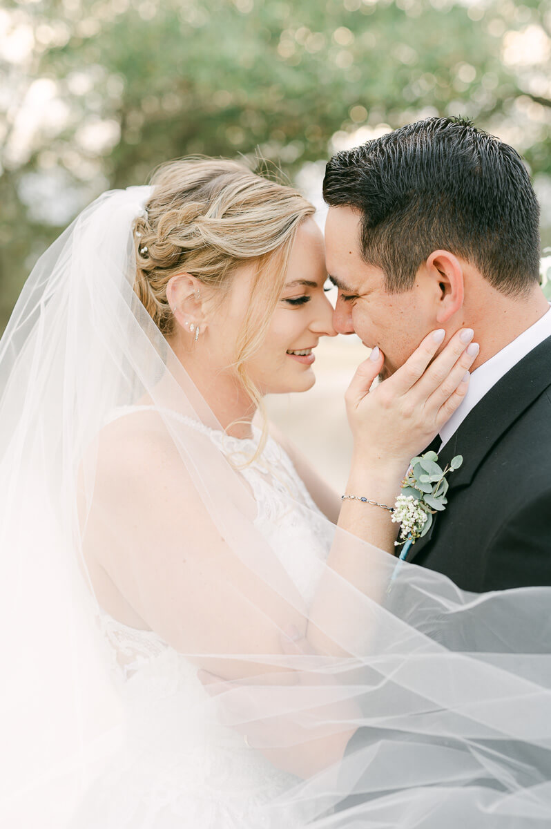 couple at beckendorff farms wedding venue