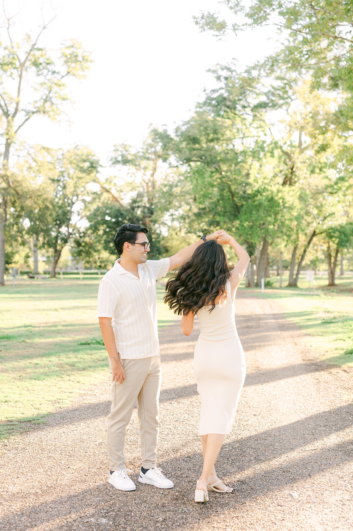 Houston engagement session with neutral colors