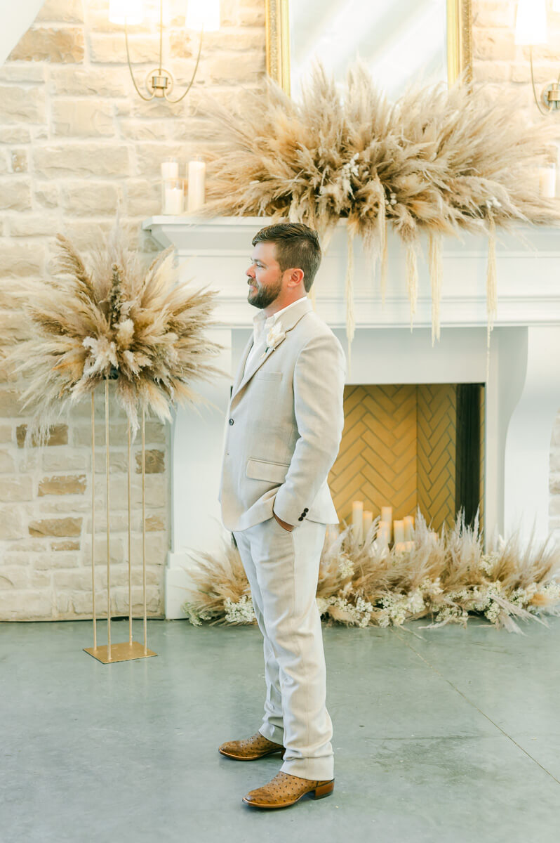 first look at wedding in Anahuac, Tx