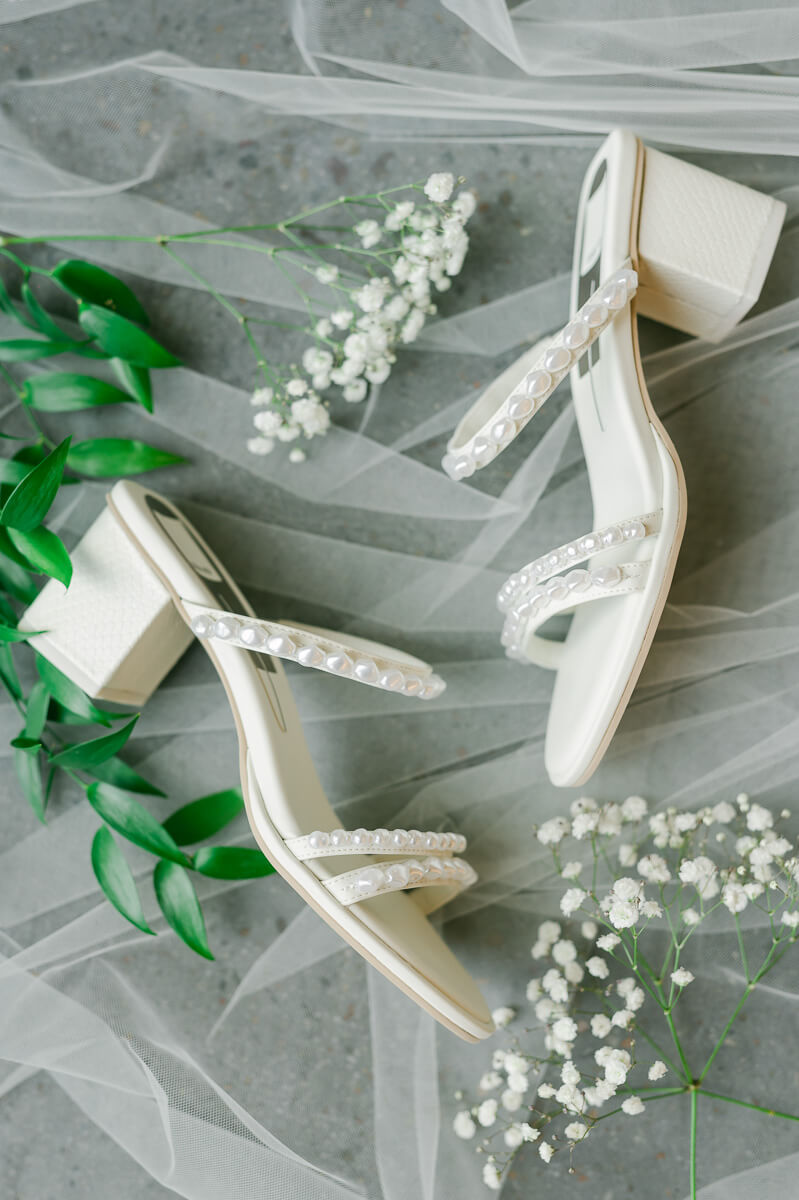 wedding shoes by Houston wedding photographer Eric & Jenn Photography