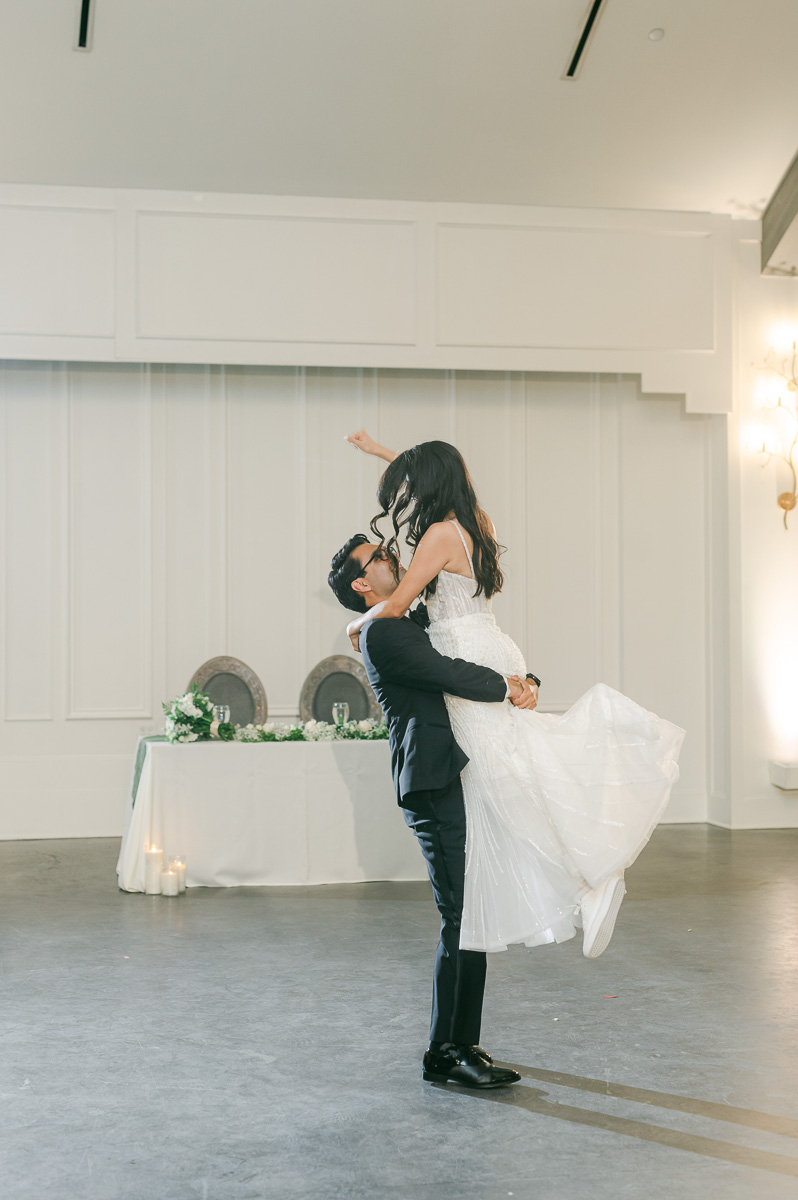 first dance at The Peach Orchard in Houston