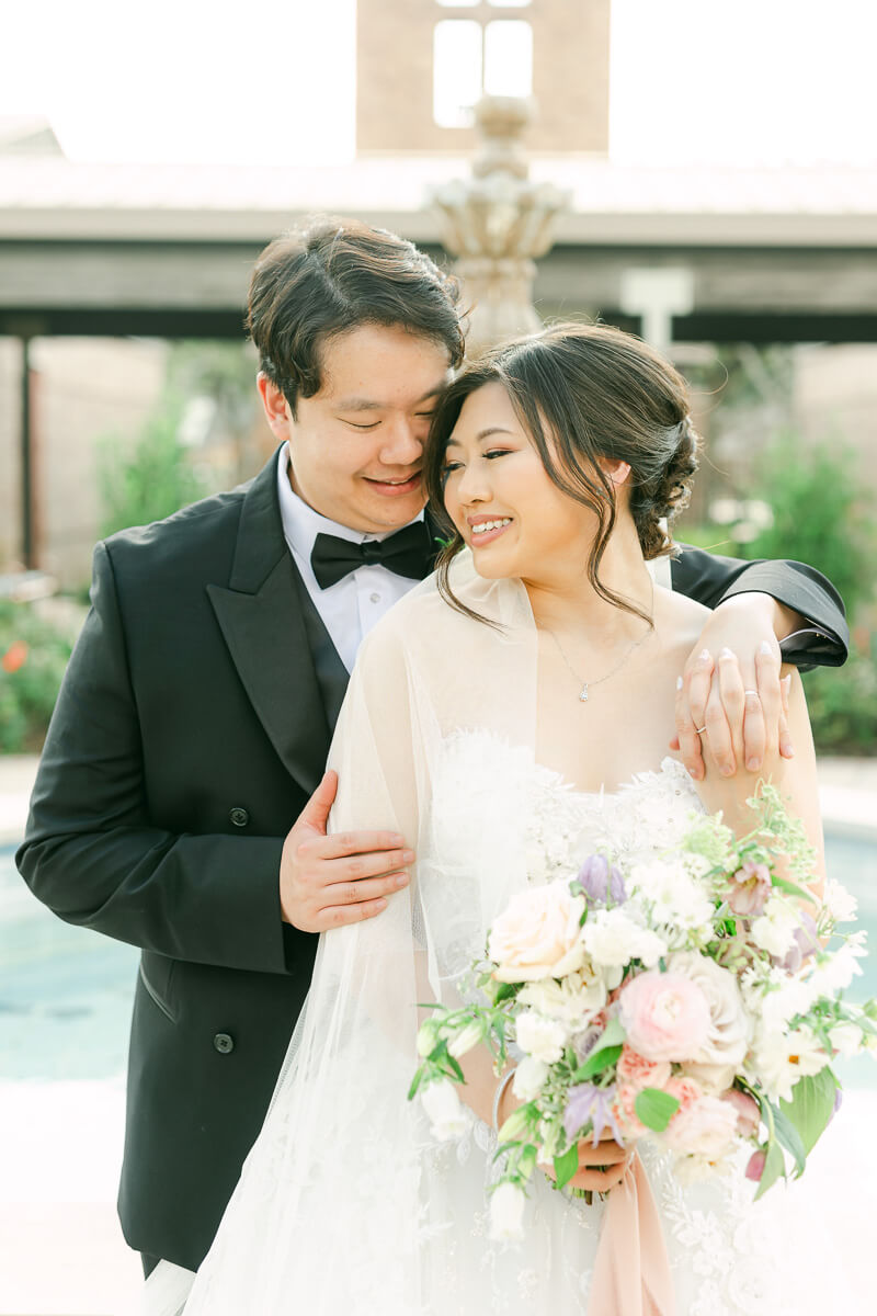 light and airy Houston wedding photography by Eric & Jenn Photography 