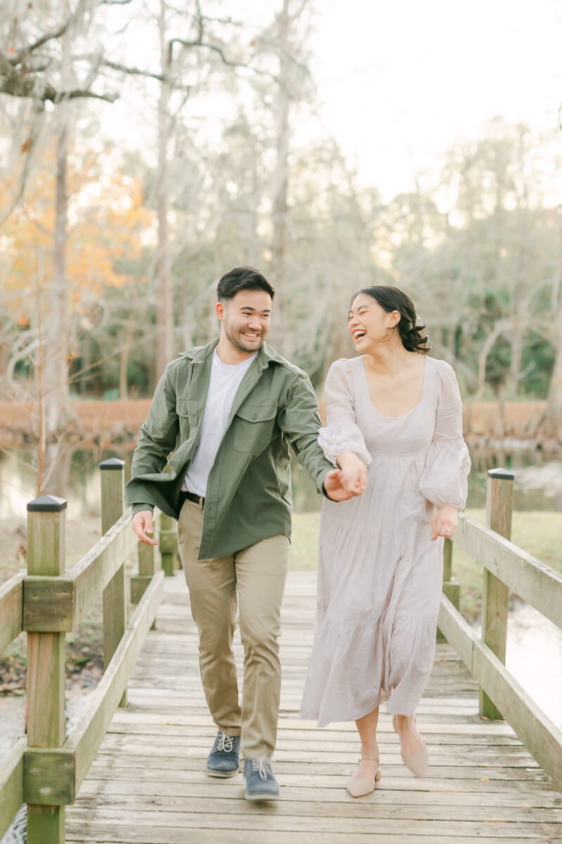 romantic engagement photography by houston wedding photographer Eric & Jenn Photography 