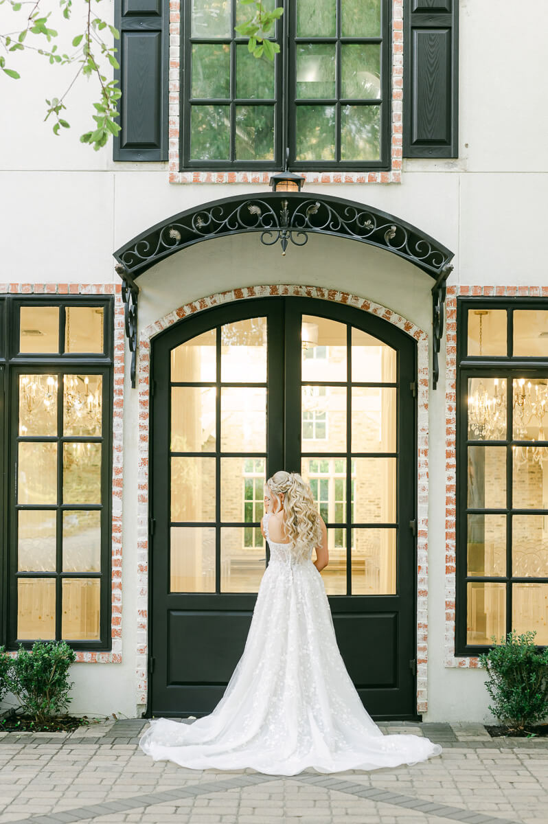 a bride at the Peach Orchard for her Houston bridal photography session