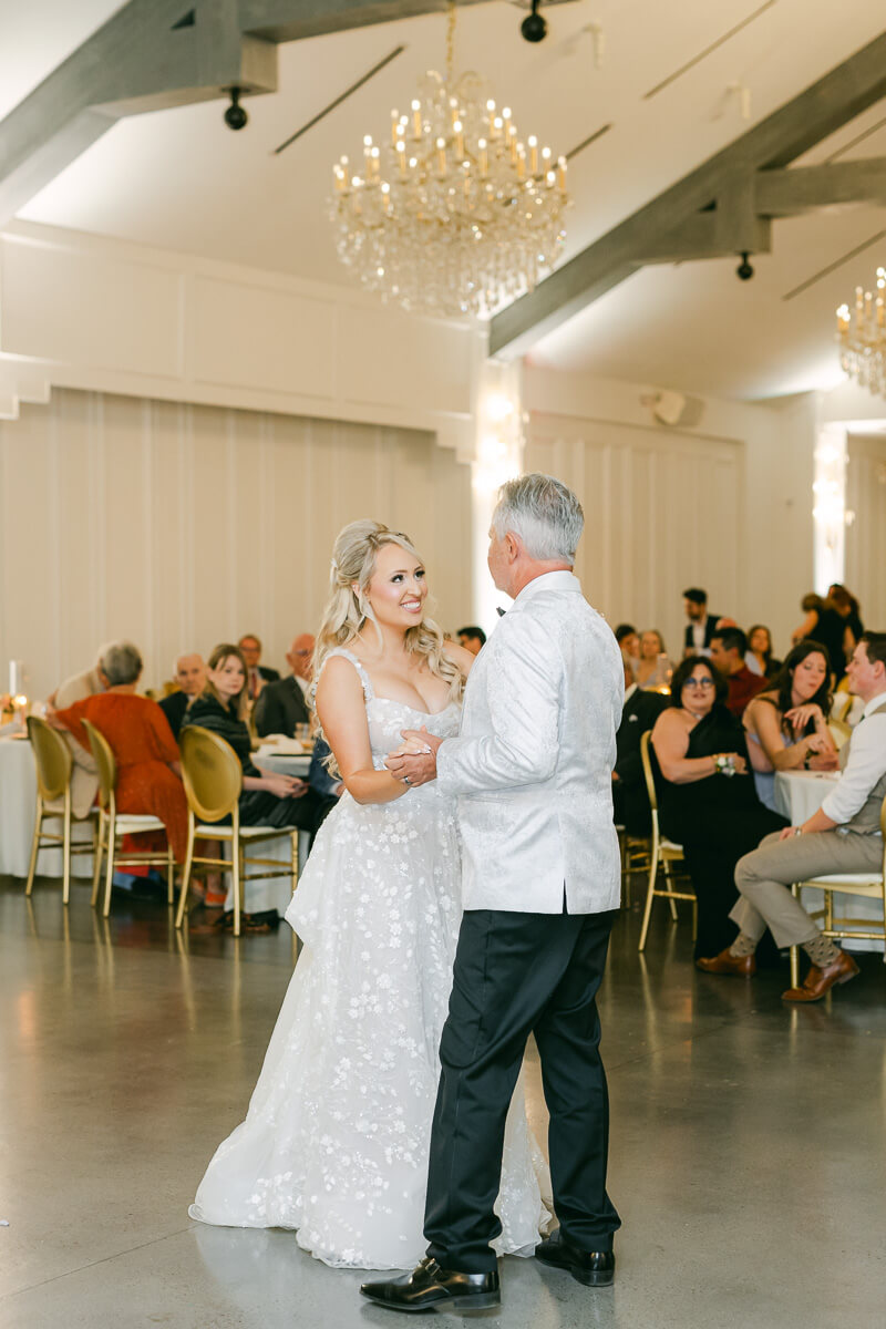 wedding reception by Houston photographer Eric & Jenn Photography