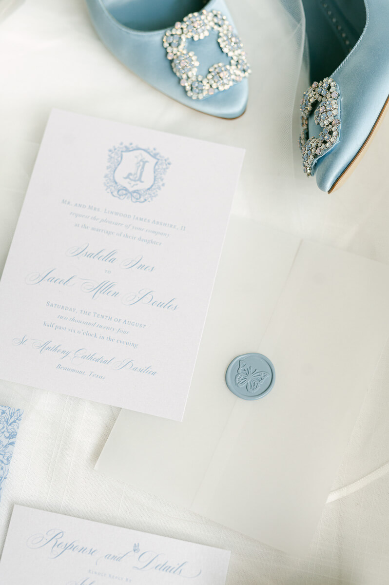 blue wedding details 