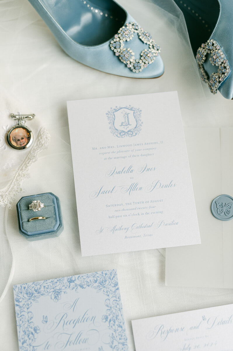 blue wedding details 