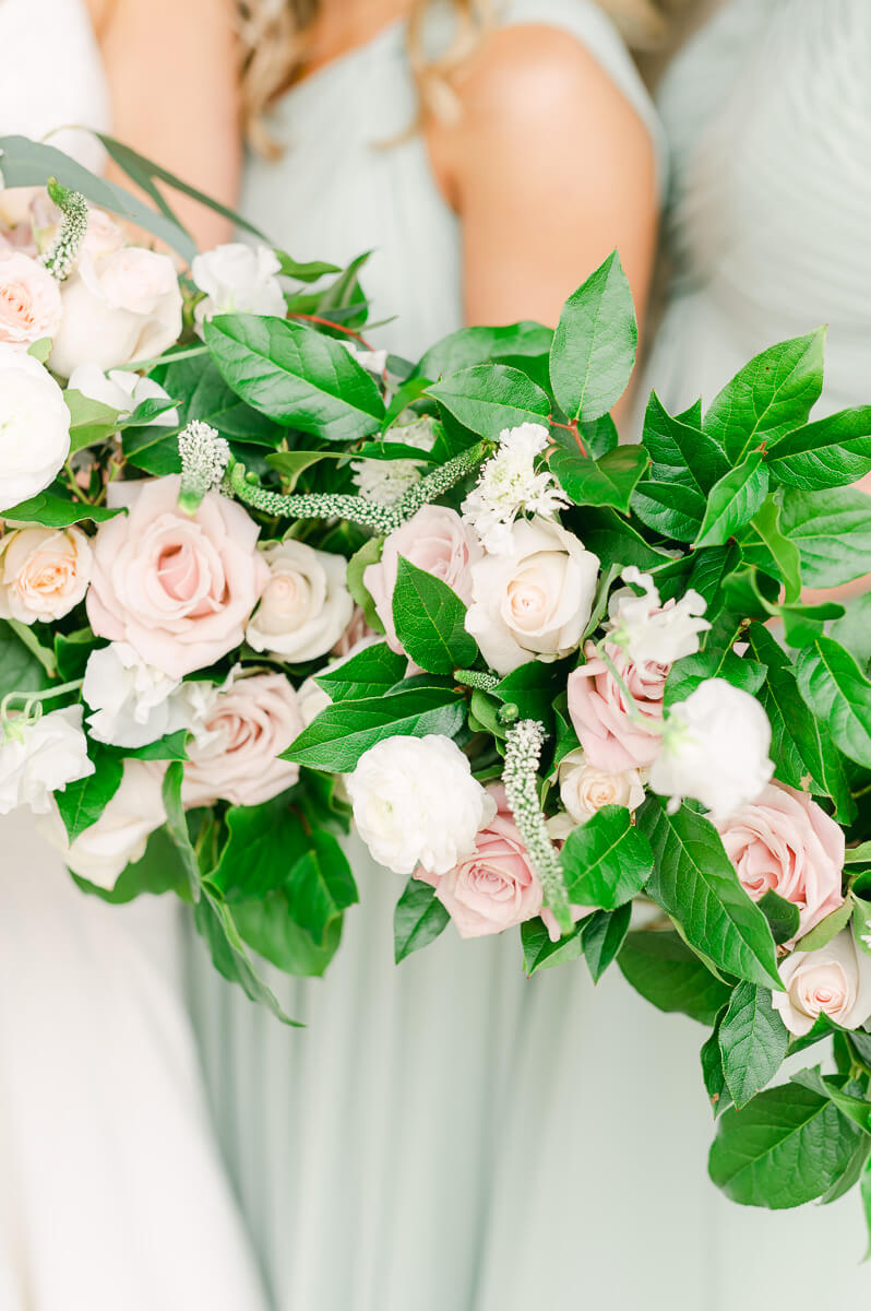 bridesmaids bouquet