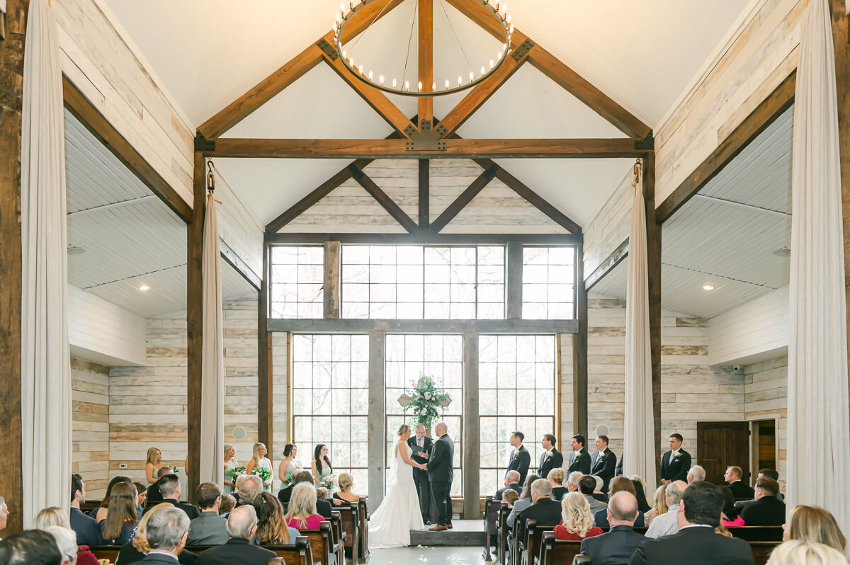 big sky barn wedding ceremony 