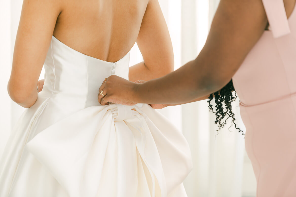 bride getting ready at the grand galvez hotel