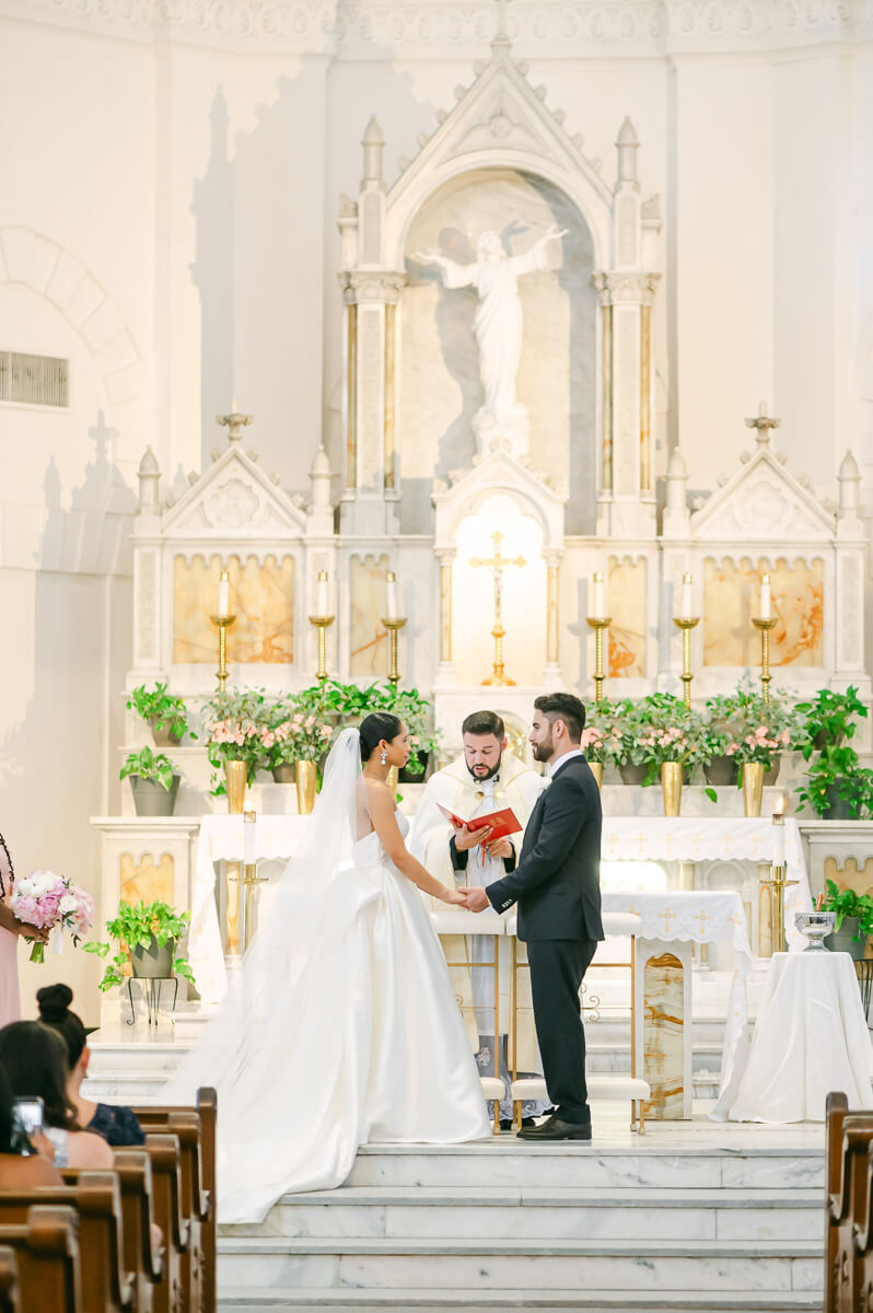 Sacred Heart Catholic Church wedding photography