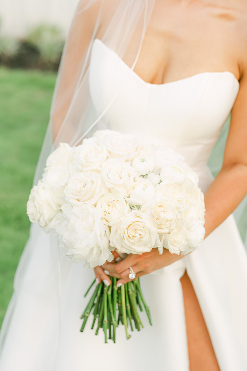 bridal bouquet on wedding day