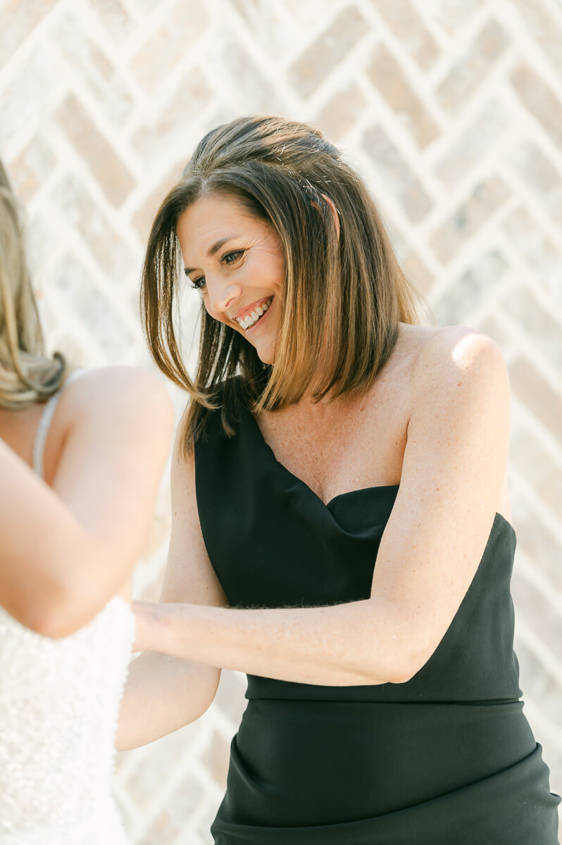 bride getting ready at the iron manor