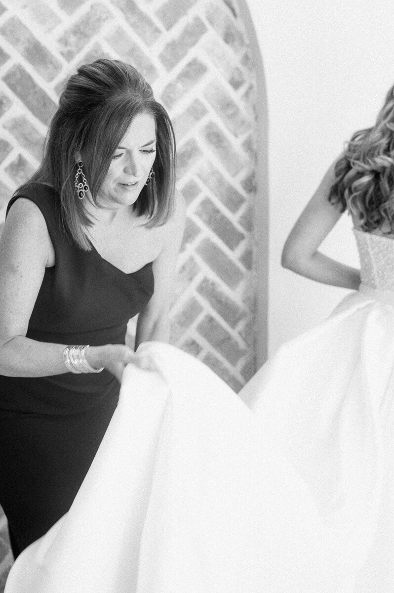 bride getting ready at the iron manor