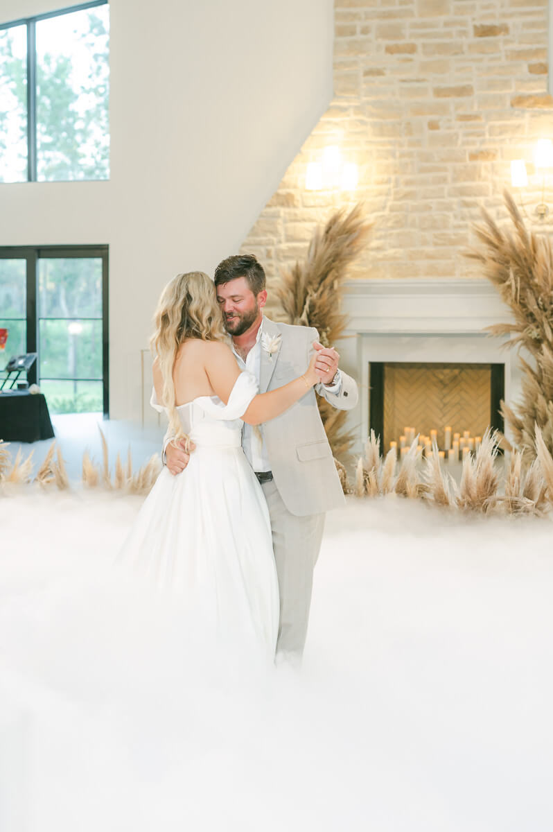 first dance by houston wedding photographer