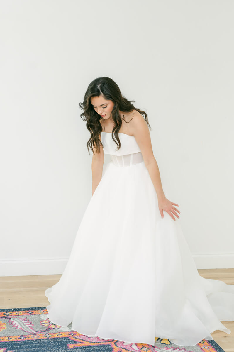 bride getting ready by Houston wedding photographer