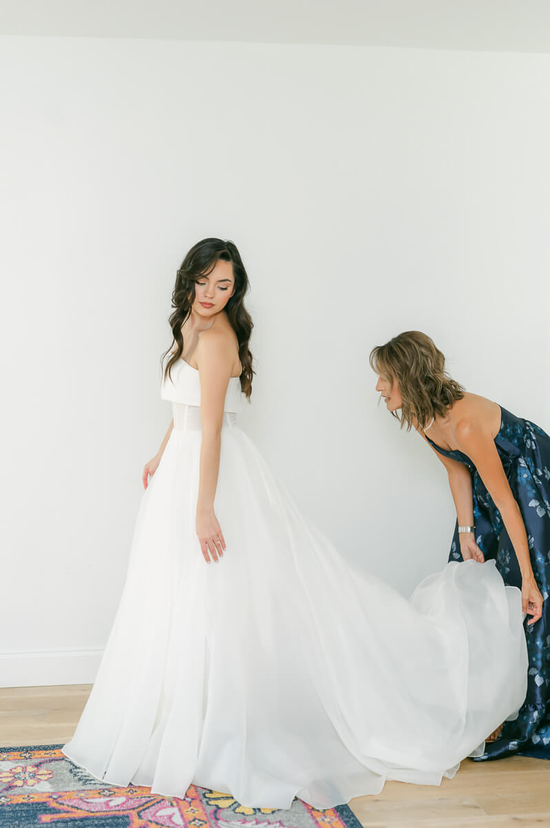 bride getting ready by Houston wedding photographer